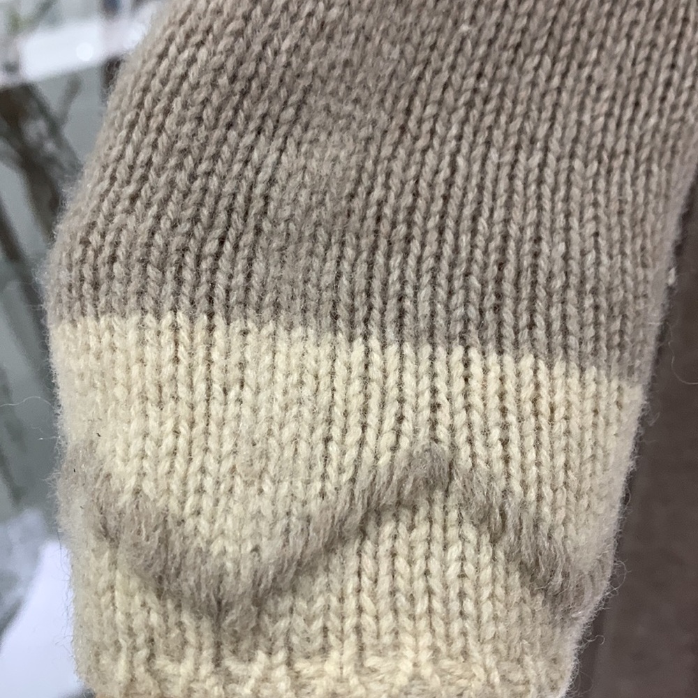 Like NEW VTG 90’ Eddie Bauer Lambswool Knit Embroidered Turtleneck - Picture 6 of 10
